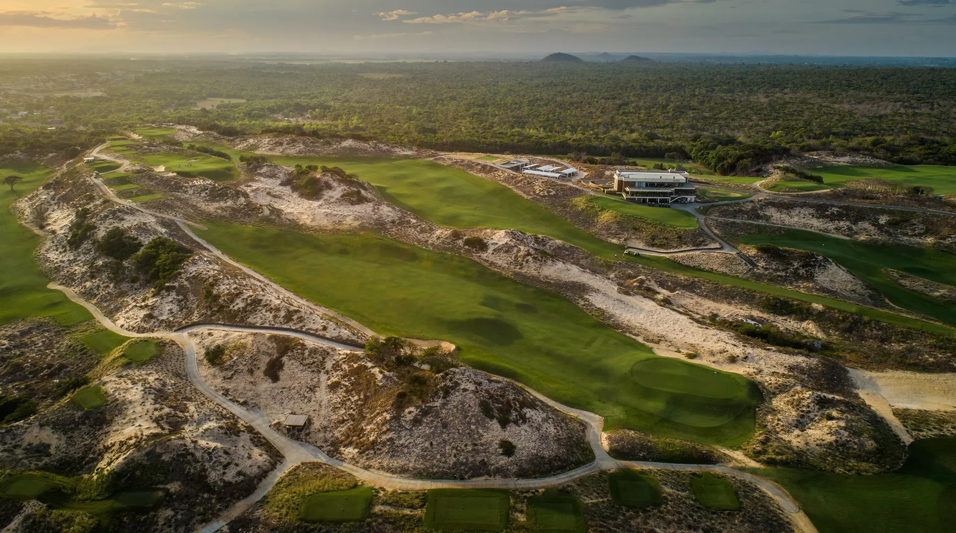 The Bluffs Grand Ho Tram